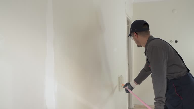 Wallpaper Removal and Painting in West Perrine, FL